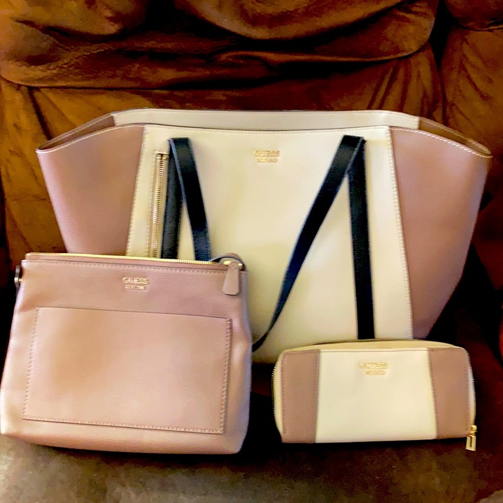 Guess Naya Pochette Shoulder Bag Women's 33Cm Brown :